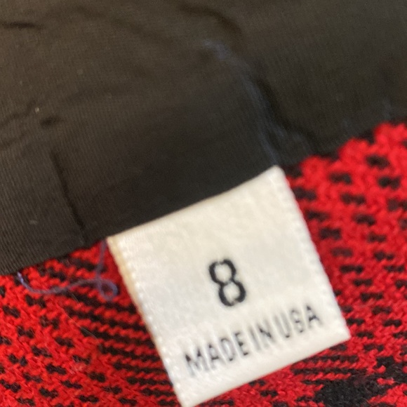 Evan Picone red & black plaid jacket with black trim - Picture 7 of 9